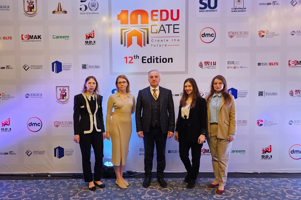 On March 7-9, 2023, Group of Russian State Universities RACUS took part in the largest international education exhibition in Egypt (Cairo) EDUGATE – 2023. The exhibition was held in the luxurious modern Royal Maxim Palace Kempinski hotel in Cairo and brought together the representatives of leading universities from all continents. Among the participating countries there were Russia, Germany, France, the USA, the UK, Poland, the United Arab Emirates, Jordan, Malaysia and others.