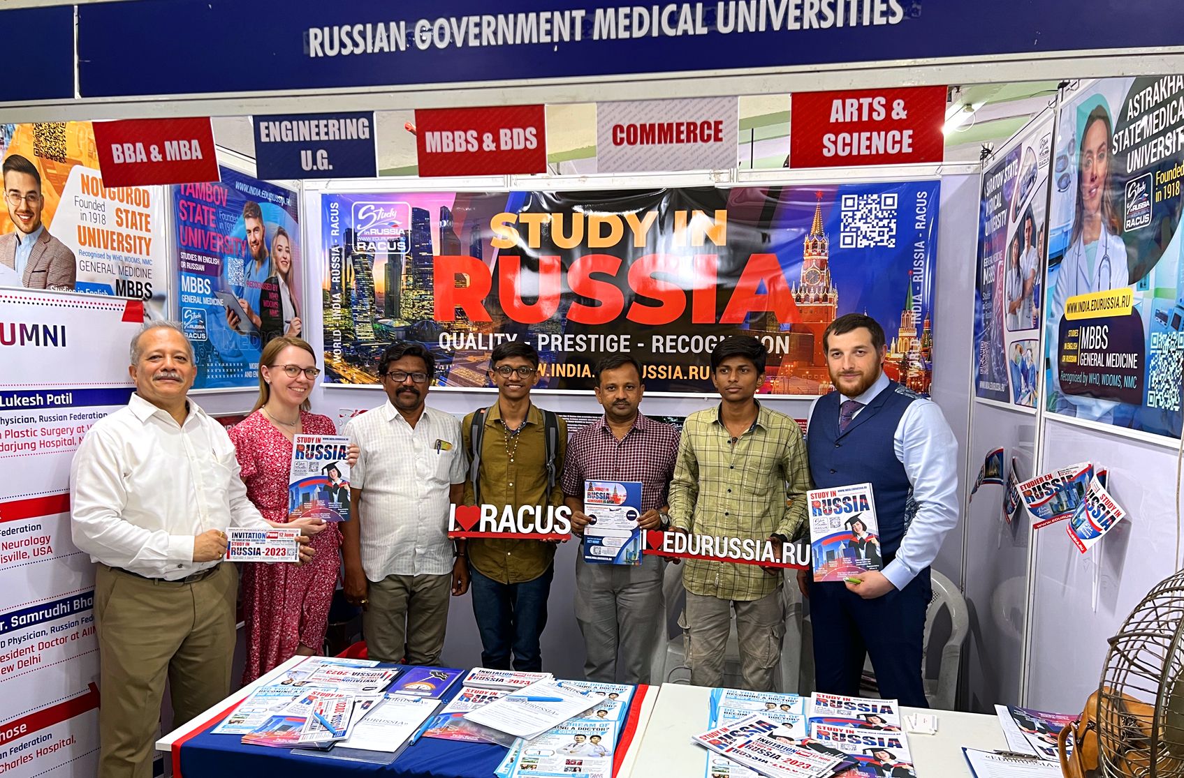 The delegation of the group of Russian state universities RACUS arrived in Pune, the cultural capital of India, with an important mission. From June 9 to 11, 2023, state hall "Ganesh Kala Krida Manch" hosted a large-scale international education exhibition "Sakal Vidya Expo 2023". Russian higher education was successfully presented there by RACUS organization. It is no coincidence that Pune is called the "Oxford of the East" as it ranks first in the list of Indian cities by the number of students; it is also full of universities and other educational institutions. Therefore, this international exhibition in Pune attracted a record number of ambitious Indian youth — according to the hosts, the number of visitors reached 15,000.