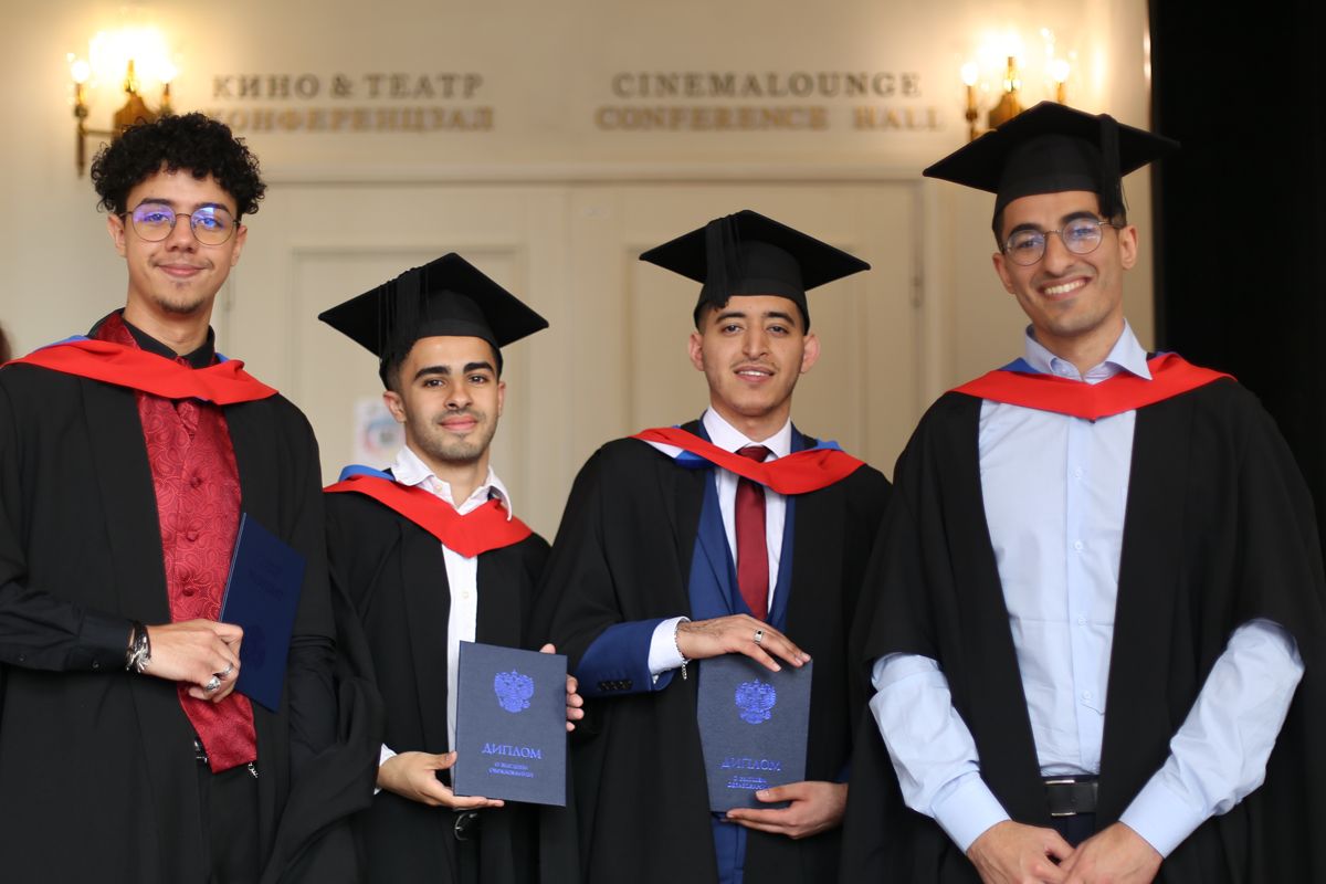 On June 23, 2022, the long-awaited graduation ceremony was held for 79 foreign students of Saint Petersburg State Chemical Pharmaceutical University. At the solemn ceremony held in the fashionable five-star Astoria hotel, in the heart of the magnificent St. Petersburg, one of the most beautiful cities in the world, graduates from Morocco, Algeria, Tunisia, Congo and other countries received their long-awaited diplomas of higher education with the qualification of Pharmacist (French medium). The five-year-long journey has ended. We will tell you how it was.