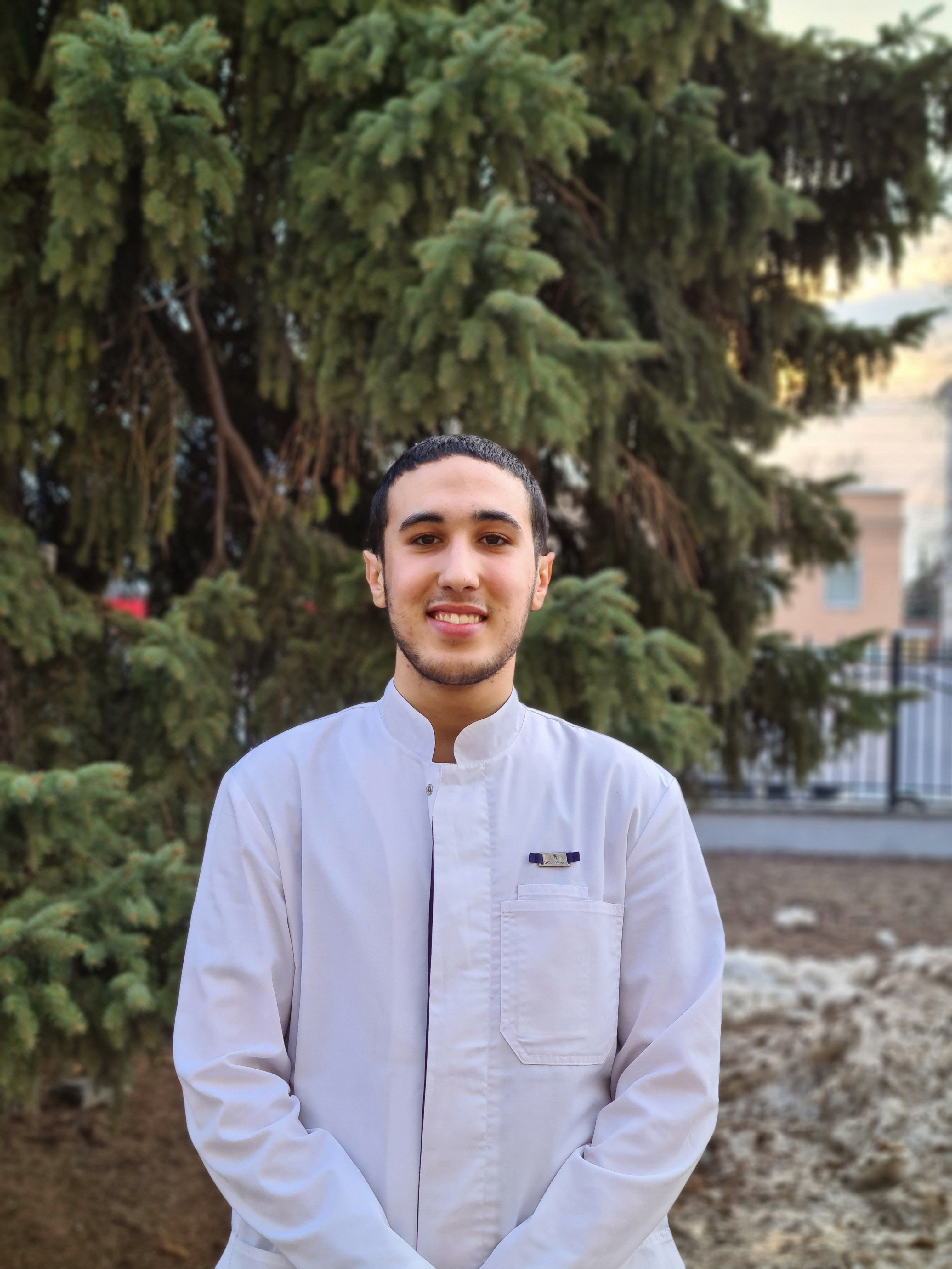 The Scholarship Committee of RACUS organization received hundreds of applications from the students. One of the winners of the autumn scholarship session of the 2022/2023 academic year, along with dozens of other students, was Saidi Mohammed Reda (Morocco), student of the 5th year of Derzhavin Tambov State University. Reda's mother survived an oncological disease (now she has a disability) and all this time had to pay for her son's education and also cover expensive treatment costs. This student of Tambov State University was selected as a winner due to his high social activity, academic success and diligence.&nbsp;
