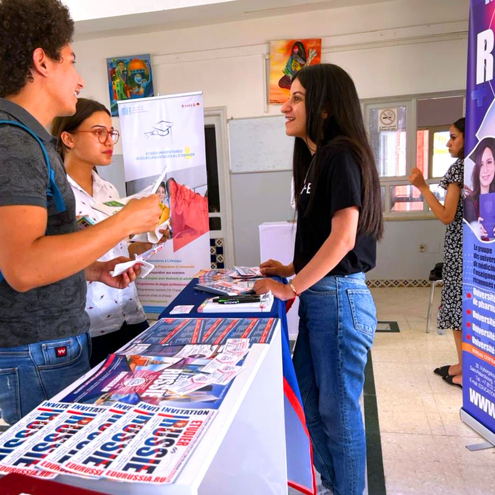 Hundreds of applicants and their parents were fully informed by the representative of «RACUS» in Tunisia about the study opportunities in Russia and about the possible choice of specialties and universities for higher education in Russia.