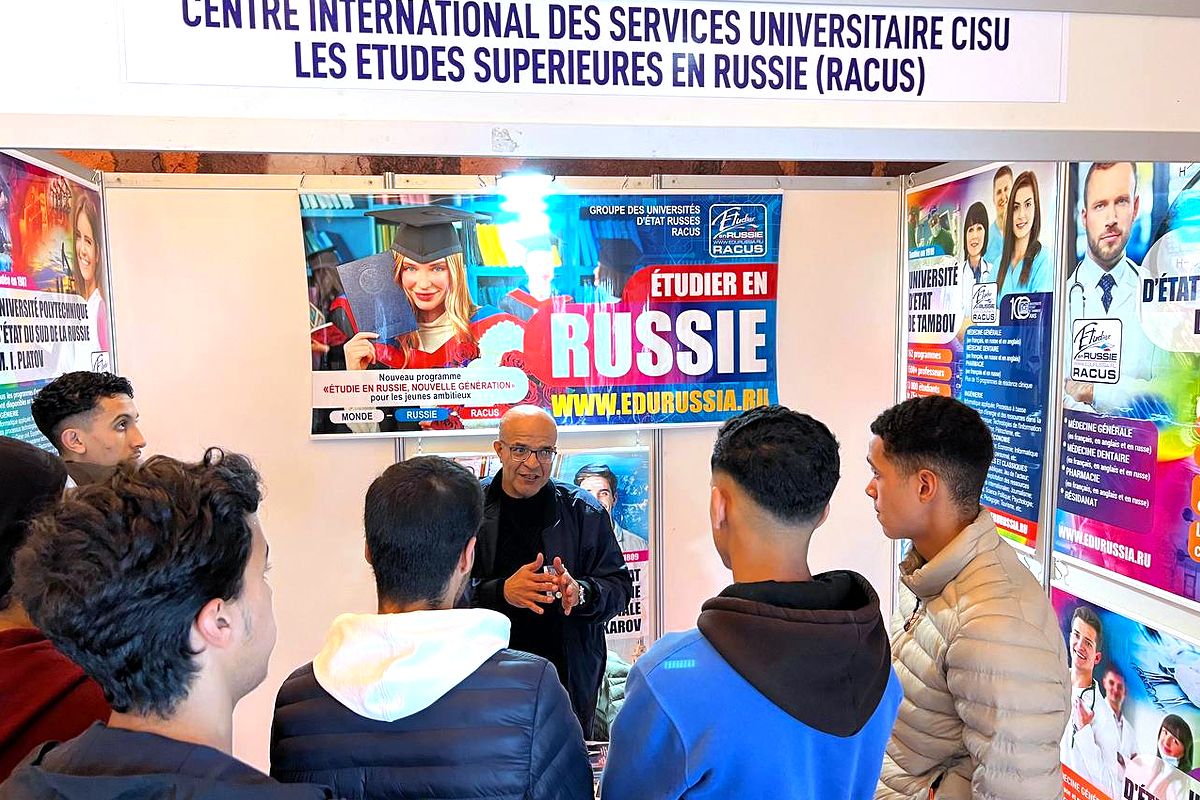 High school graduates and their parents were invited to the representative office of RACUS organization in Morocco to get further consultations and to apply for the 2023/2024 academic year in the leading state universities of Russia, members of RACUS group.