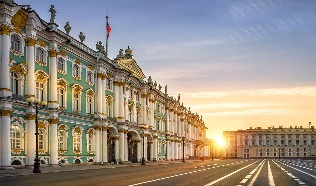 Russia has unique art collections that are exhibited in the Tretyakov Gallery, the Hermitage and the Russian Museum. In Saint Petersburg alone (one of the most beautiful cities in the world) there are more than 200 museums and more than 2000 libraries!